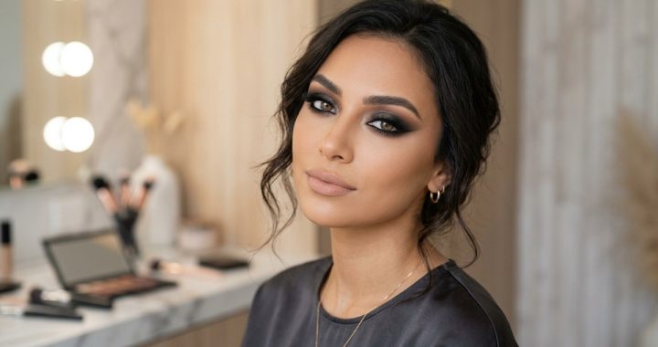 Step-by-Step Smokey Eye Makeup Guide